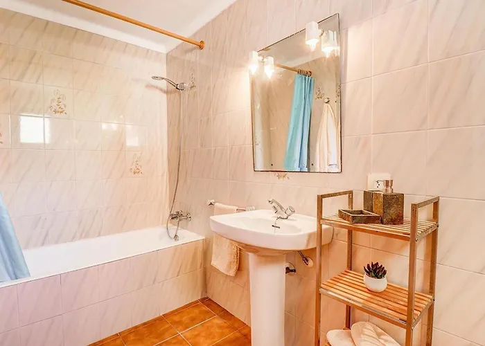 Joan Mit Privatem Pool By Interhome *