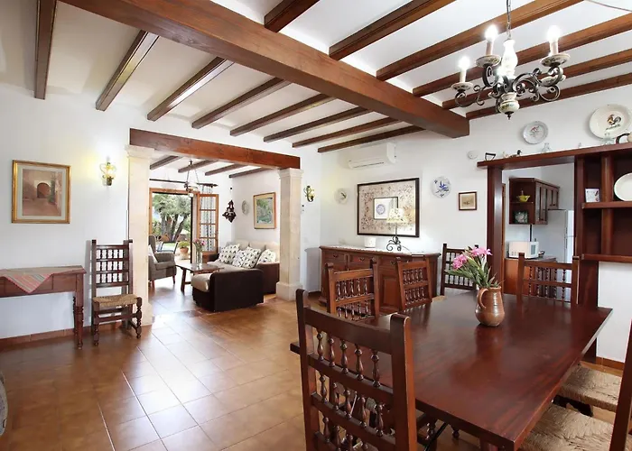 Joan Mit Privatem Pool By Interhome Hébergement de vacances *