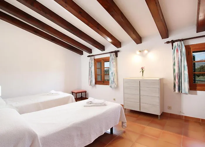 Joan Mit Privatem Pool By Interhome