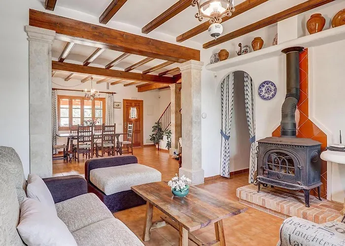 Joan Mit Privatem Pool By Interhome Pollensa